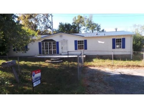 143 Pleasant Beach Rd, Elizabethton, TN 37643-6593