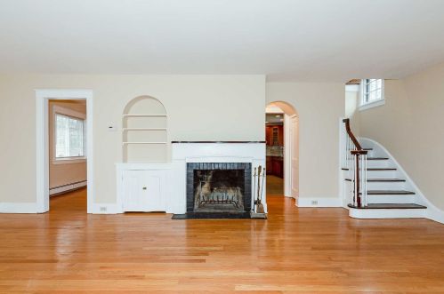 19 Loockerman Ave, Poughkeepsie NY 12601-5026 exterior