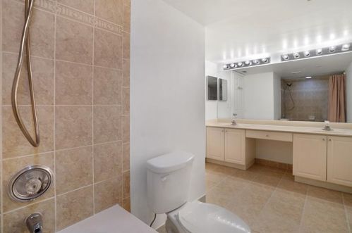 619 Sheridan St, Dania Beach FL  33004-5800 exterior