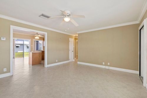 1101 Siesta Ave, Boynton Beach, FL 33426-4386