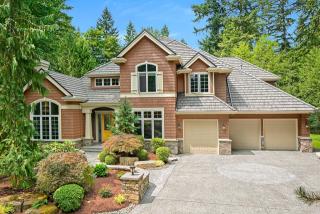 12419 205th Pl, Woodinville, WA 98077-5687