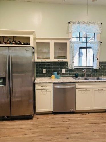 2612 Avenue, Galveston TX 77550-4357 exterior