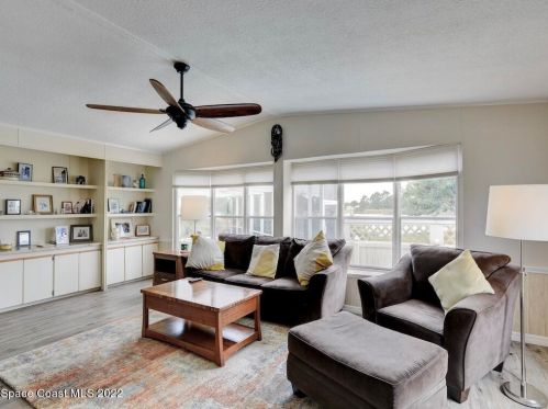 207 Cobia Ct, Sebastian FL  32976-2558 exterior