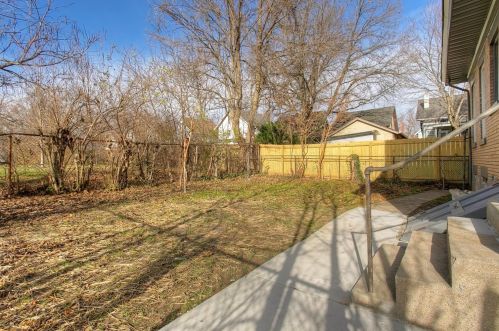 4307 Beech St, Cincinnati OH 45212-4233 exterior