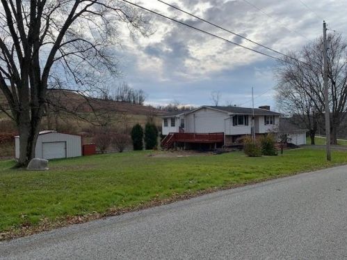 92 Hornhead Rd, Mc Donald, PA 15057-2901