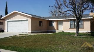 5016 Magic Ave, Bakersfield, CA 93307-2269