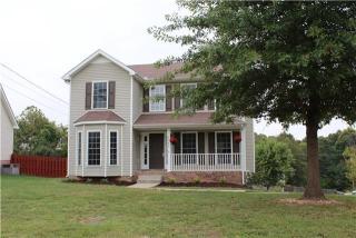 2647 Denver Ct, Clarksville, TN 37040-2845