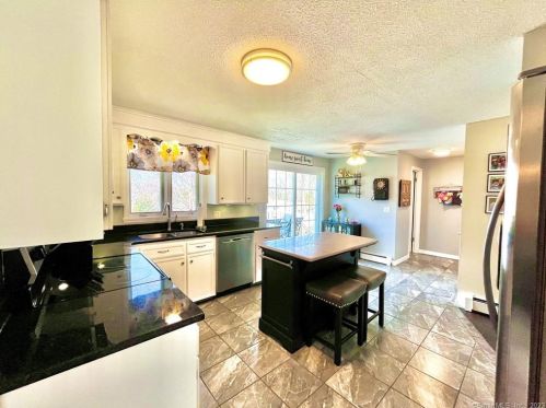 23 Birchwood Dr, Killingly CT  06241-2200 exterior