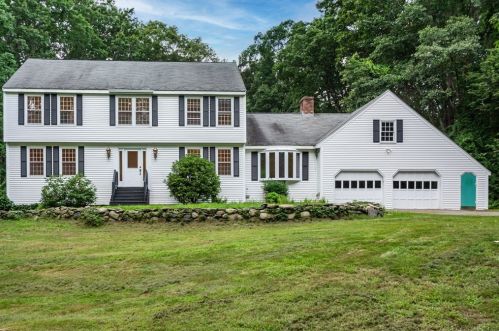 82 Myrick Ln, Harvard, MA 01451-1225