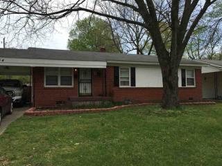 1844 Sea Isle Rd, Memphis, TN 38117-7420
