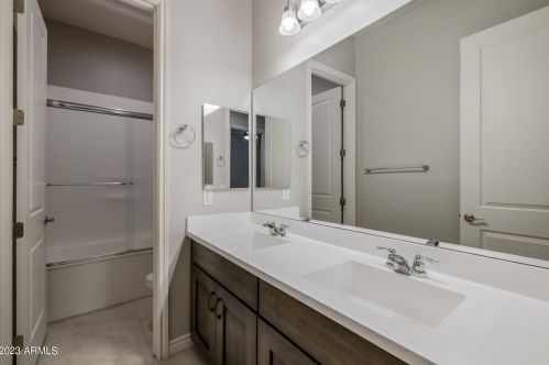 22931 Mayberry Rd, Queen Creek AZ  85142 exterior