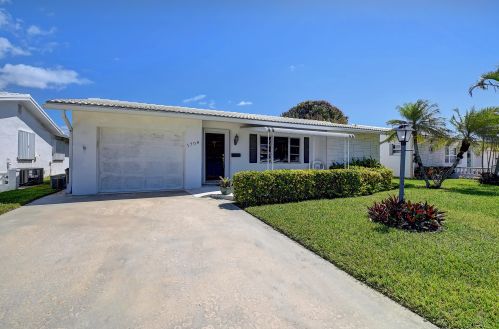 1708 16th St, Boynton Beach, FL 33426-6606