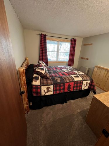 14 Dubeau Cir, Ellsworth NH  03223-5234 exterior