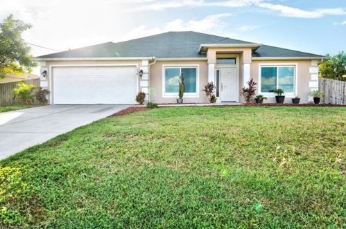 1928 16th Pl, Cape Coral, FL 33909-5404