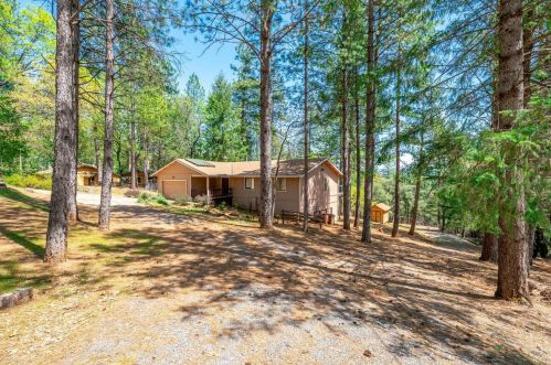 6279 Green Leaf Ln, Michigan Bluff CA  95631-9617 exterior