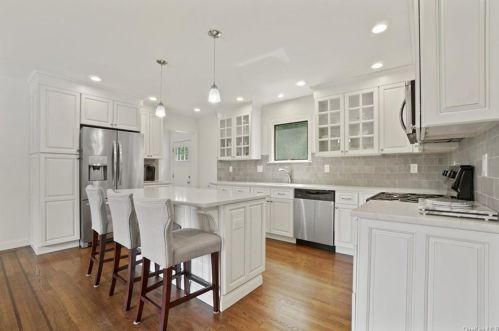 155 Wood St, Mahopac NY  10541-5111 exterior