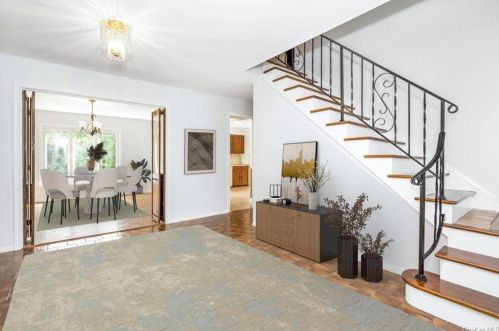 26 Highridge Rd, White Plains NY  10604-2009 exterior