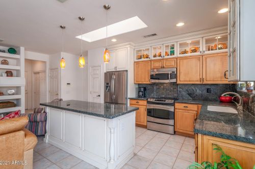15672 Jasper Way, Sun City, AZ 85374-5026