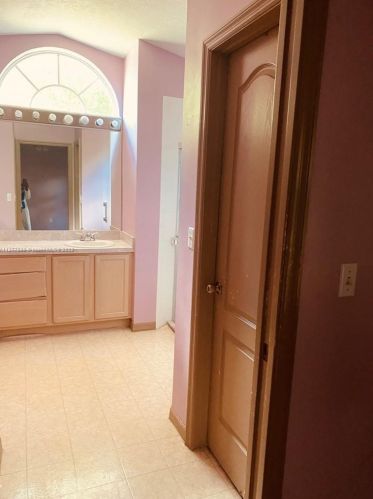 4190 46 Pl, Vero Beach FL  32967-6315 exterior