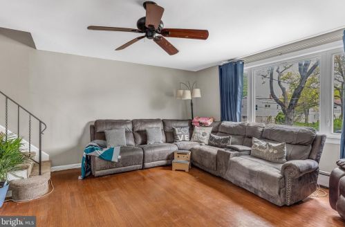 1135 Pine St, Lansdale, PA 19446-1916