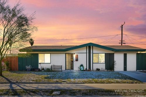 342 Santo Dr, San Jacinto CA  92583-4718 exterior