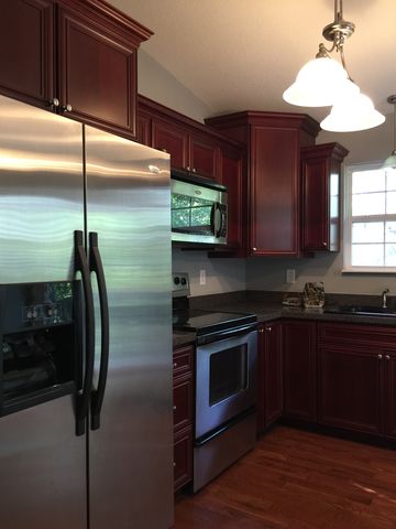 808 Ridgecrest Dr, Kingston, TN 37763-3232