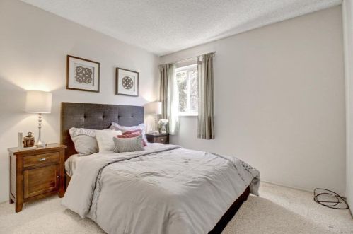 880 Stonegate Dr, South San Francisco CA  94080-1562 exterior