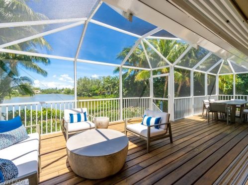 9027 Mockingbird Dr, Sanibel FL  33957-3609 exterior