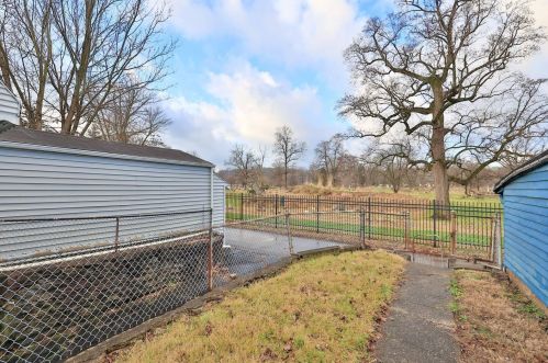 1319 Holman St, Covington KY  41011-1170 exterior