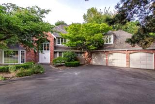 21846 69th St, Redmond, WA 98053-2391