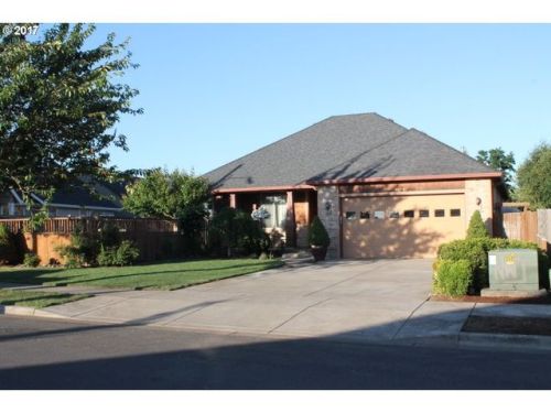 2079 9 St, Springfield OR  97477-4730 exterior