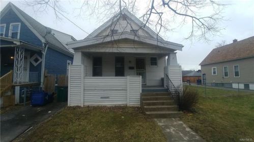 17 Dorris Ave, Buffalo, NY 14215-3205