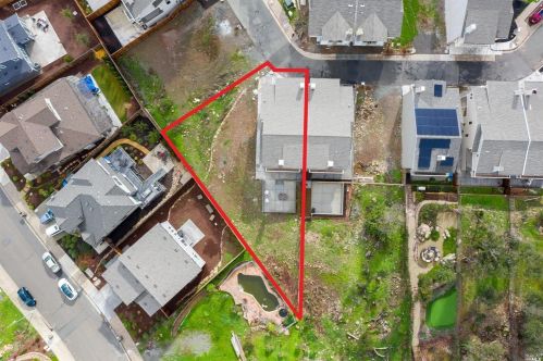 2069 Stagecoach Rd, Santa Rosa, CA 95404-1336
