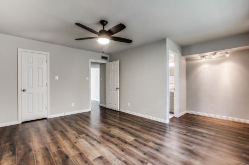 1001 Meadow View Cir, Richardson TX  75080-2932 exterior