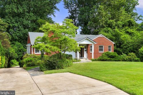6328 Columbia Pike, Falls Church, VA 22041-1219