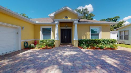 4836 19th St, Saint Petersburg, FL 33714-3306