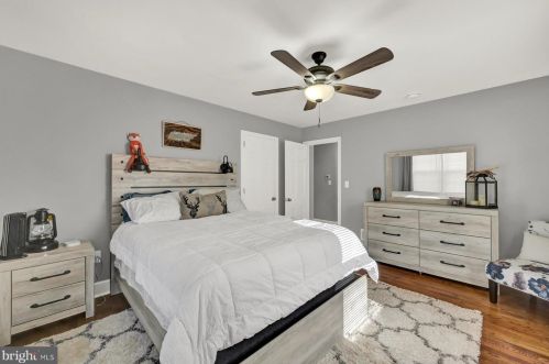 1829 Basin Hill Blvd, Carlisle PA  17013-1111 exterior