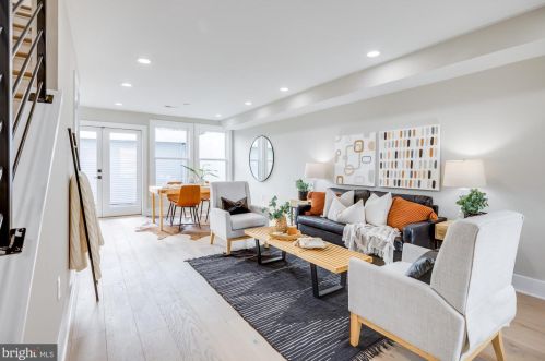 1007 I St, Washington, DC 20003-2829