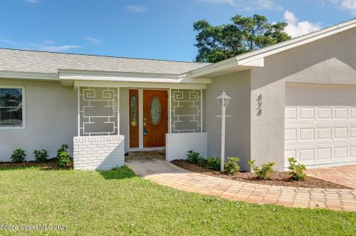 424 1st Ave, Melbourne, FL 32903-4204