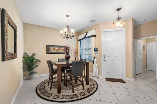 7653 Jewelwood Dr, Boynton Beach, FL 33437-7562