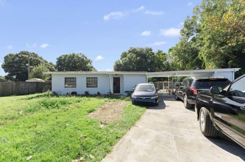 215 Poinciana Cir, Kissimmee, FL 34744-2303