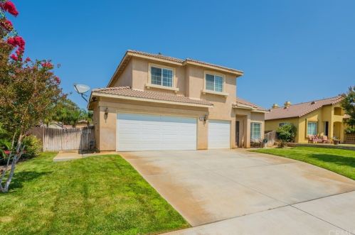1625 Stone Creek Rd, Beaumont, CA 92223-5156