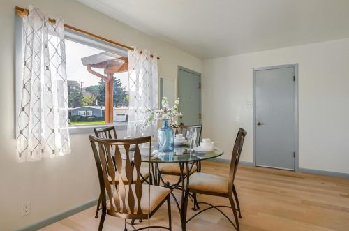 805 Newman Dr, South San Francisco, CA 94080-2124