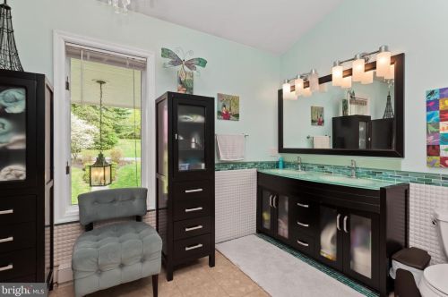 1485 Fairmont Dr, Harrisburg PA  17111 exterior