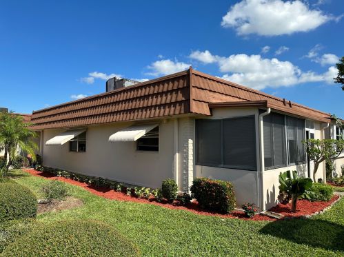 210 Seville I, Delray Beach FL  33446-2144 exterior
