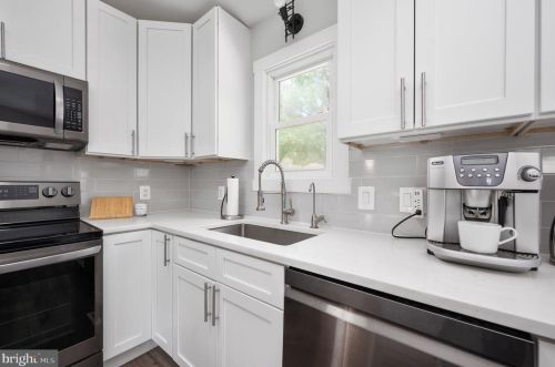 5901 Danielle Dr, Fredericksburg VA  22407-6495 exterior