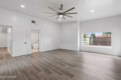 341 Tucson Blvd, Tucson AZ 85713-2065 exterior