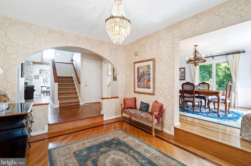 288 Huntsman Ln, Blue Bell PA  19422-2818 exterior