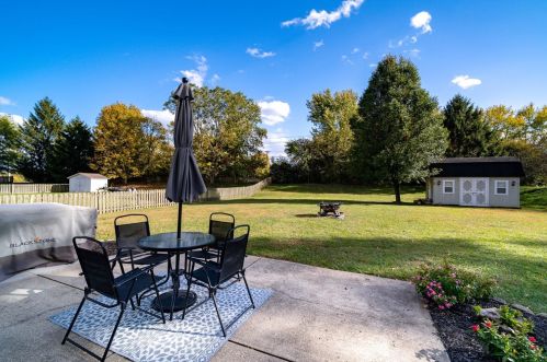 2739 Greystoke Dr, Xenia OH 45385-5720 exterior