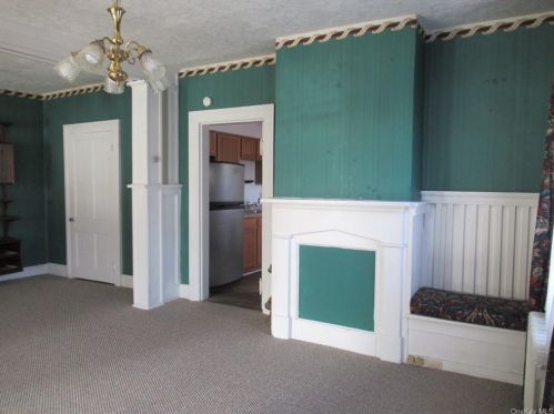 18 Main St, Port Jervis NY  12771-2111 exterior